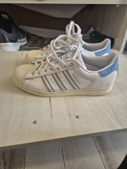 Adidas Superstar 42,5 номер , кожени