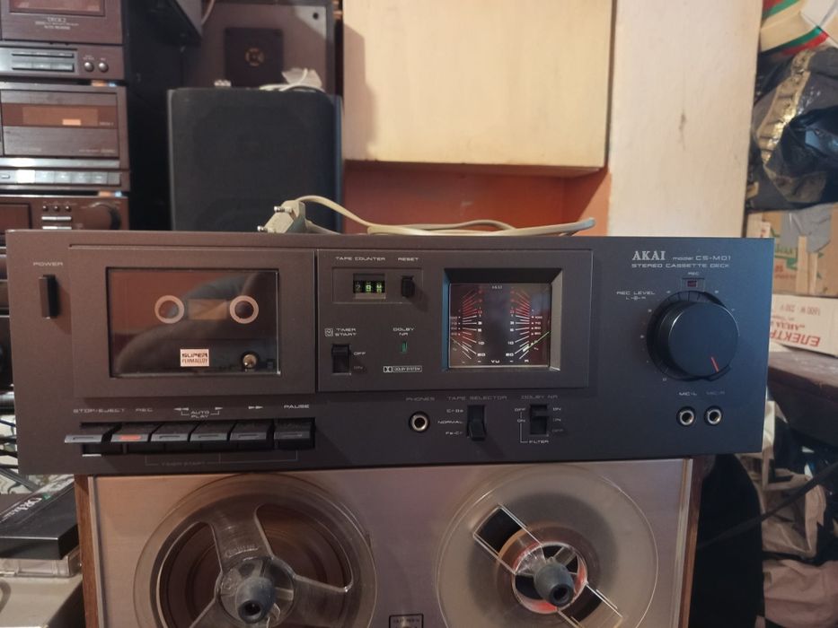 Ролков магнетофон и дек