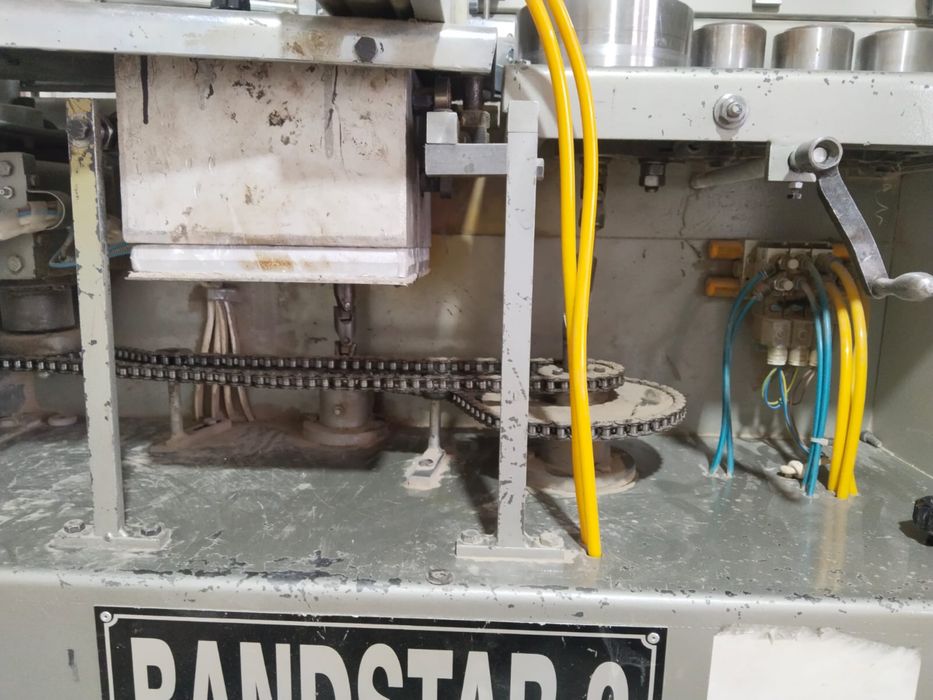 Кромкооблицовочный станок