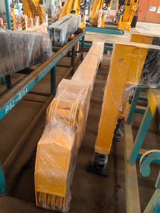 Манипулятон янги 12 тонналик