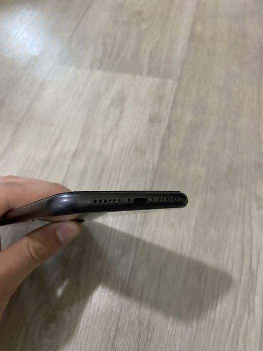 IPhone 11 продаётся