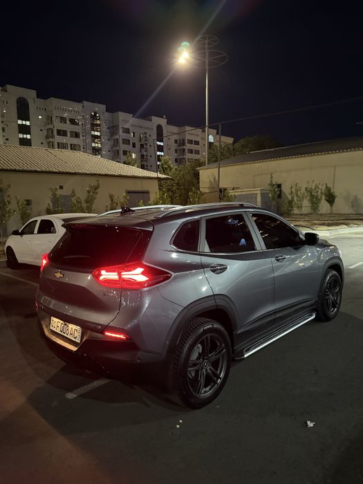 Tracker 2 2023 premier
