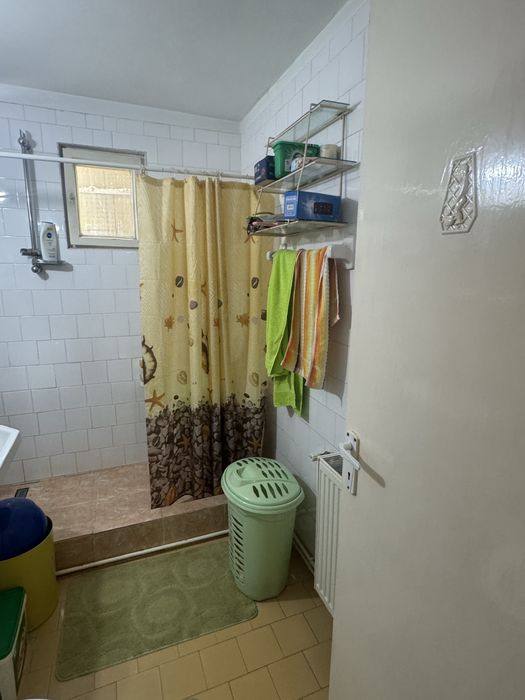 Persoana fizica dau in chirie ap 2 camere Zorilor