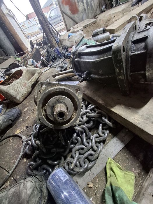 Насос для манипулятор и кран