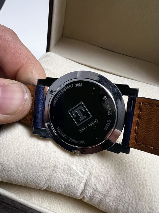 Tissot Swiss Made – cadran albastru sunburst – ETA 903.154 – Sapphire