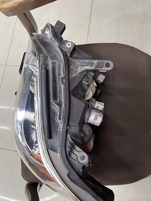 Передние фары Lexus GX 460