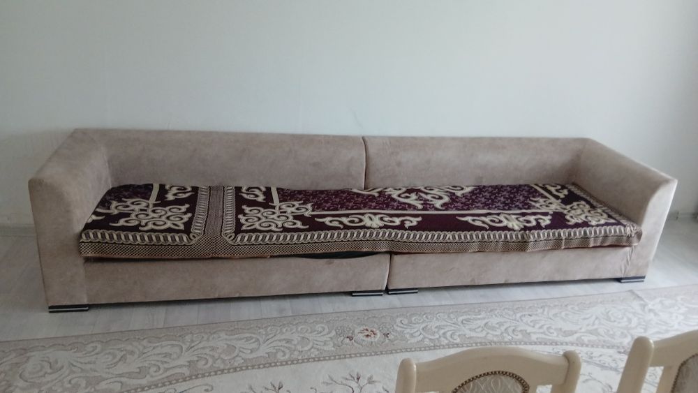 Диван улкен узын