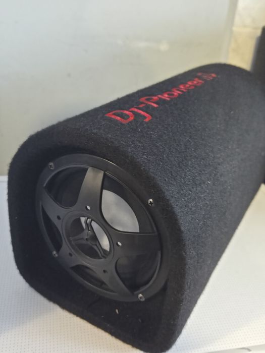 Продам сабвуфер новый