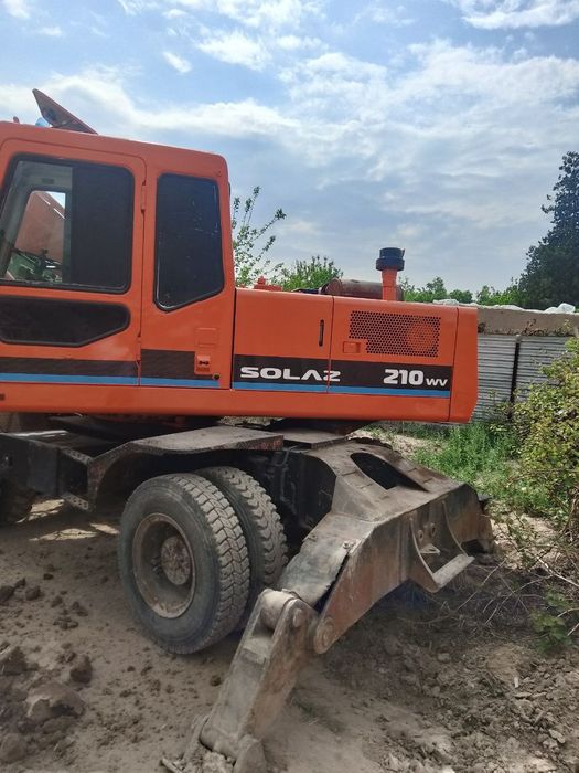 Doosan Solar 210
