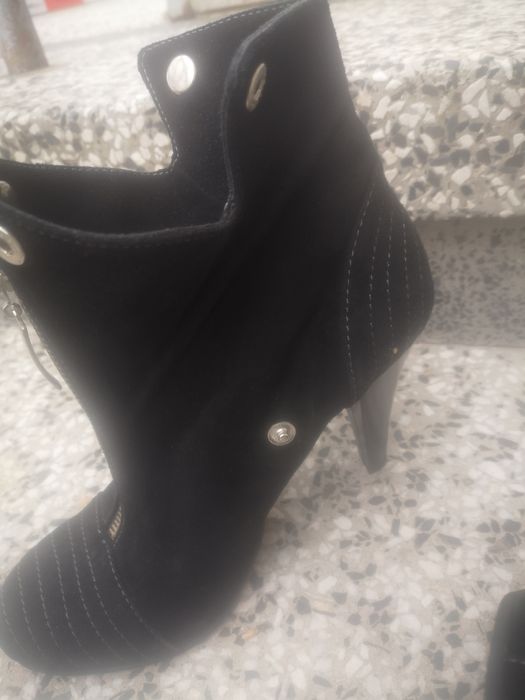 Дамски боти с висок ток , номер 37