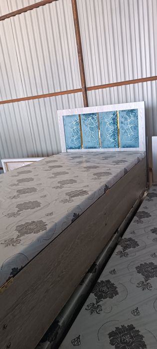 Крават. Адноспални. Мебель на заказ