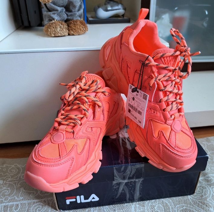 Sneakers, adidasi Bershka