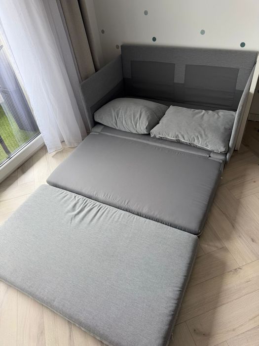 Canapea extesibila ikea