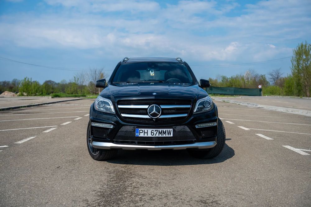 Mercedes-Benz GL GL 63 AMG 4MATIC / 2015 / 5.5 V8 (M157) / 7 Locuri