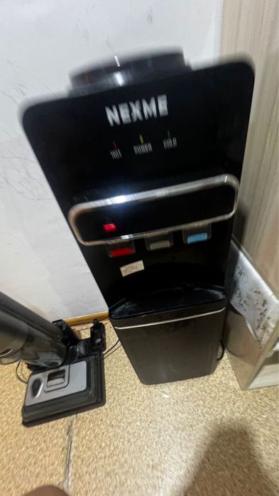 Срочно продам кулер для воды