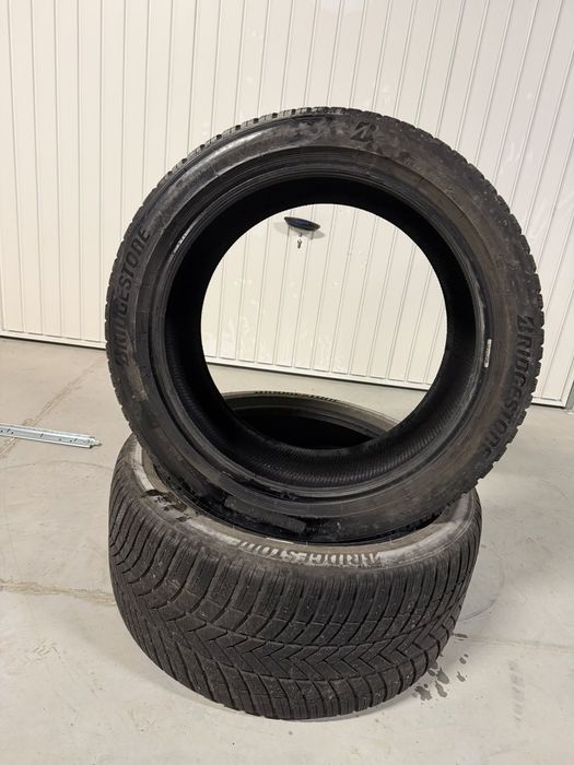 2 гуми Bridgestone  285/40/20