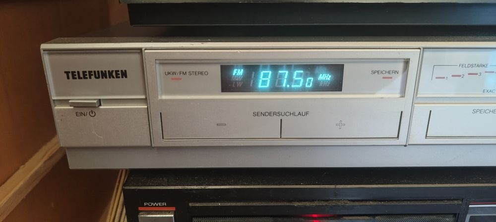 cd player Fisher AD-93