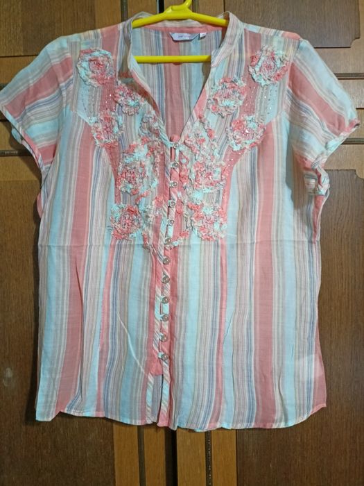 Блузки 38 , 36 , L , 48,46