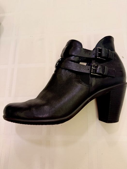 Botine de piele ECCO