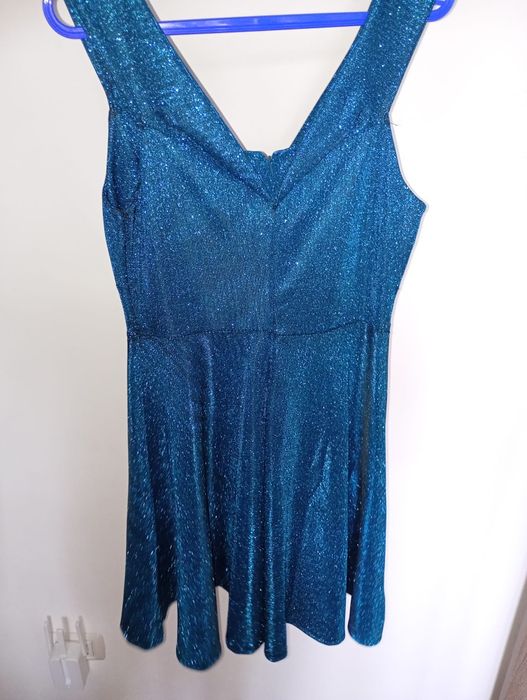 Rochie albastra cu sclipici de seara