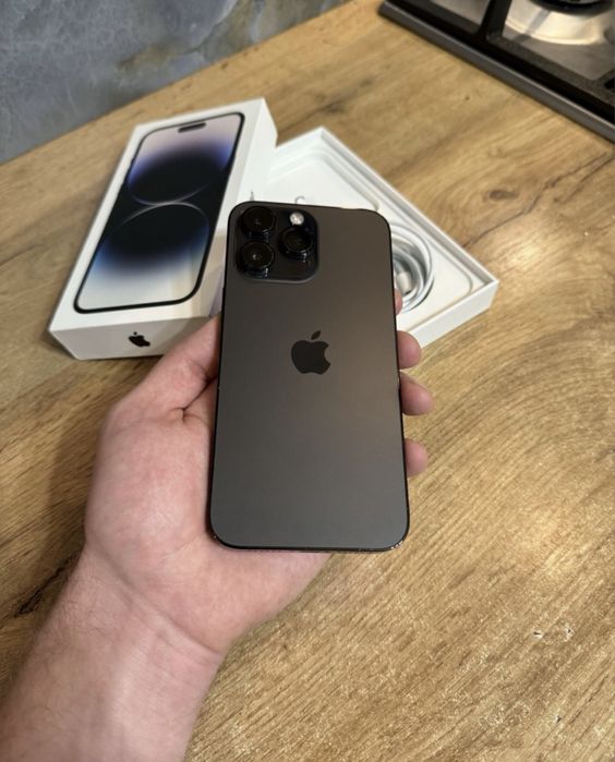 Айфон 14 про Макс 256г  Blake
