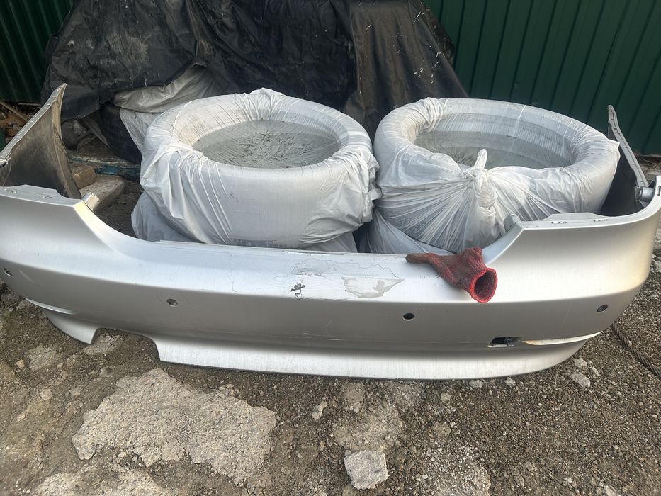 Задние бампер на бмв м5 е60