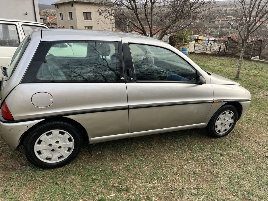 Продава се Ланчия Ипсилон 1.1 бензин на части. Продава се LANCIA