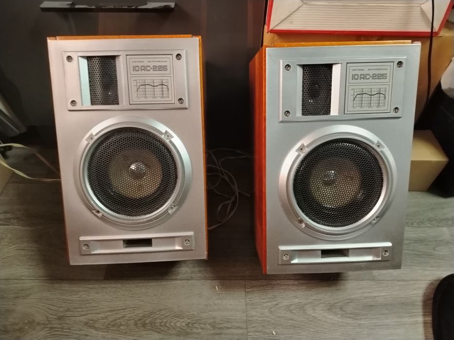 Продам калонки 10 Ас.