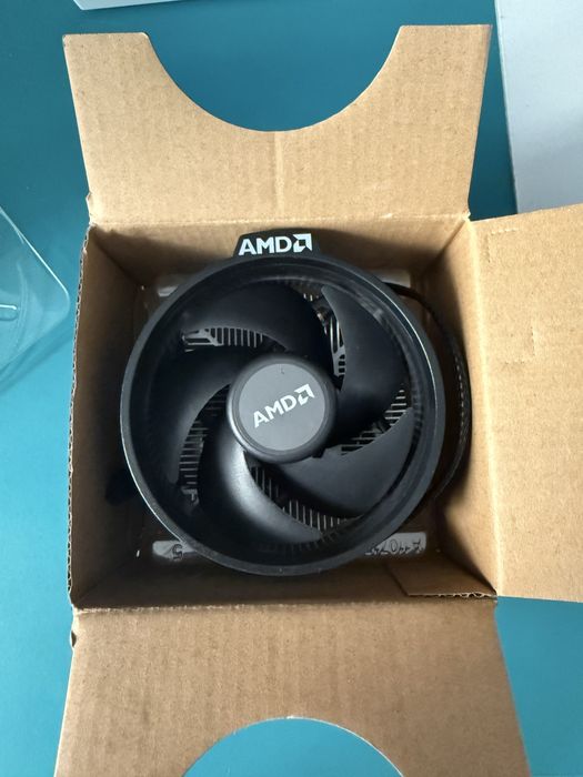 Охладител  AMD Wraith Stealth