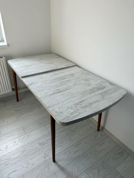 Masă extensibilă sufragerie / bucătărie