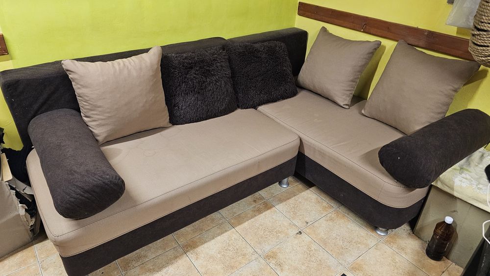 Ъглов разтегателен диван