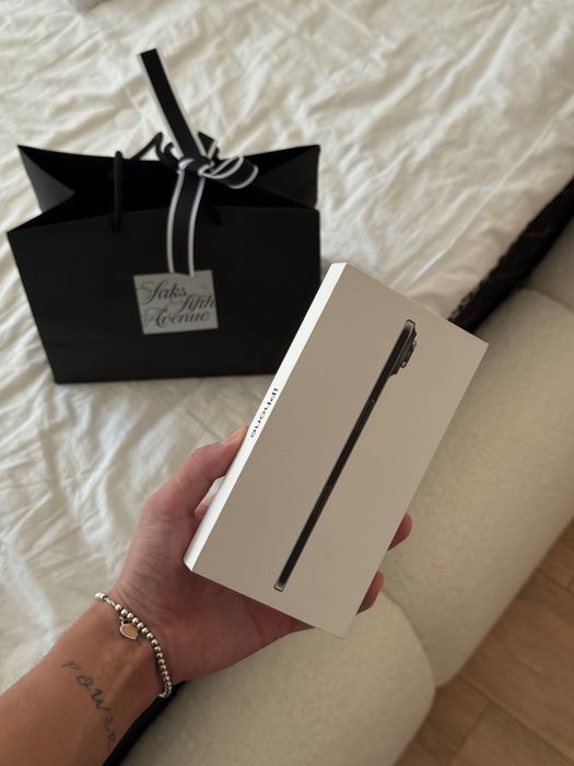 iPhone air новый