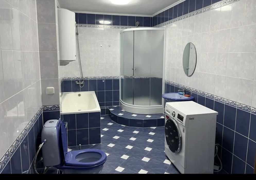 Сдается 3 комн квартира 100 кв м