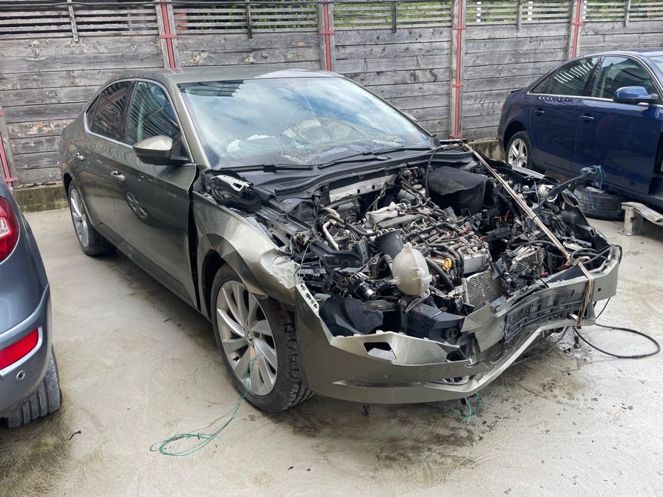SKODA Superb 2016 — imagine 4