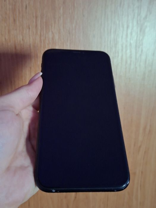 Vand iphone xr .