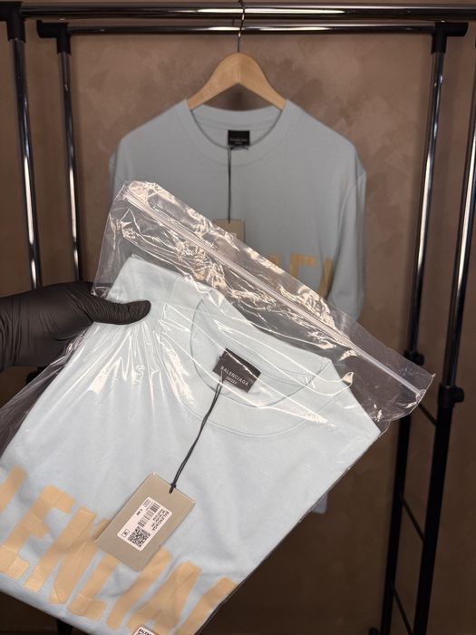 Tricou/T-Shirt Balenciaga