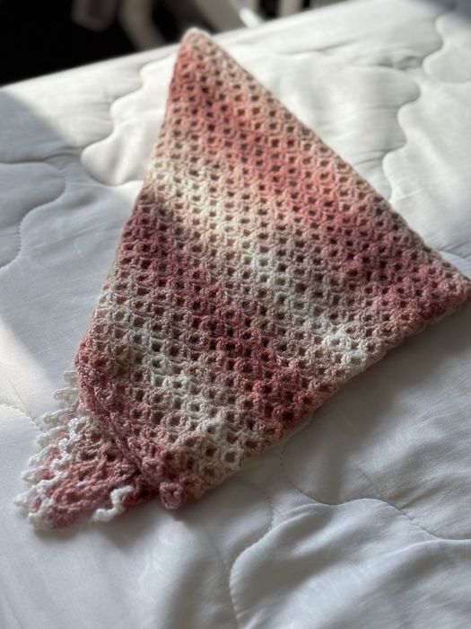 Шаль ручной работы