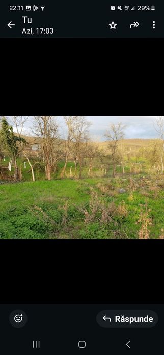 Vând teren intravilan