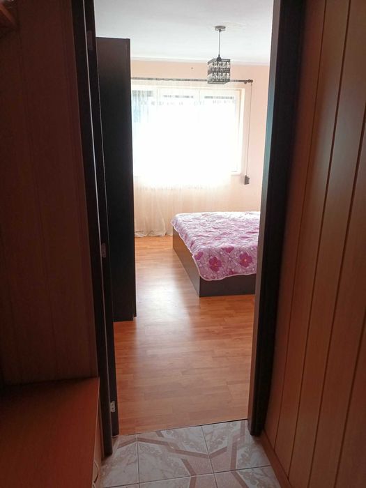 Vand Apartament  Decomandat