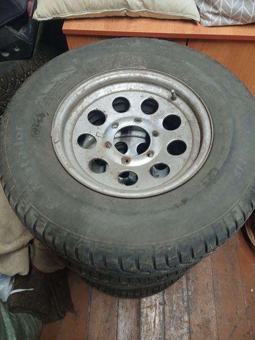 Продам шины с дисками