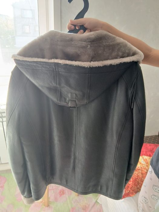 Продам кожаную дубленку