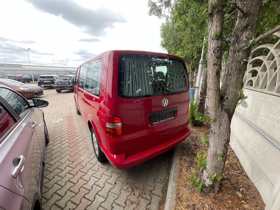 VOLKSWAGEN Transporter