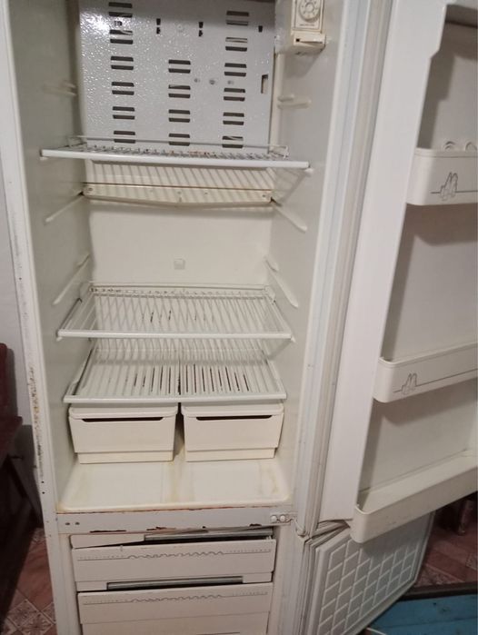 Продам холодильник (б/у)