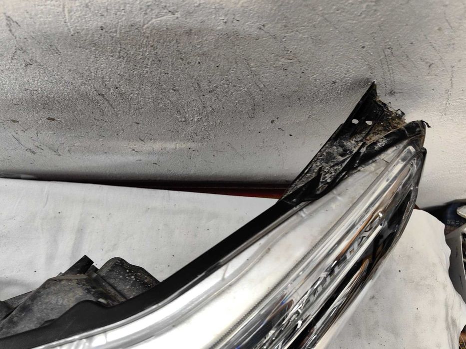 Оригинален фар Тойота  Toyota Hilux Led