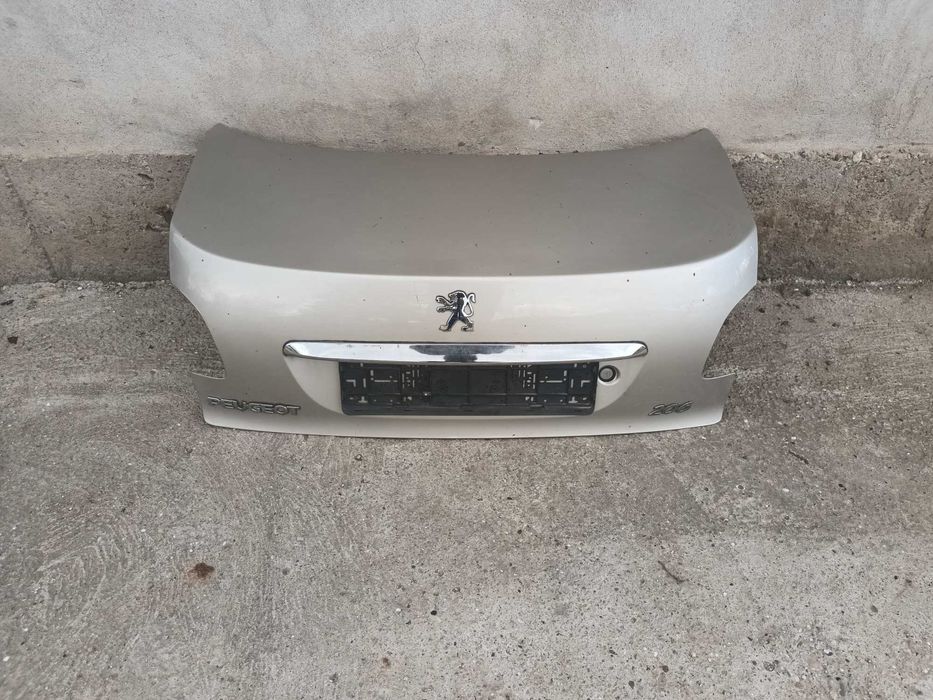 заден капак за пежо 206 седан PEUGEOT 206