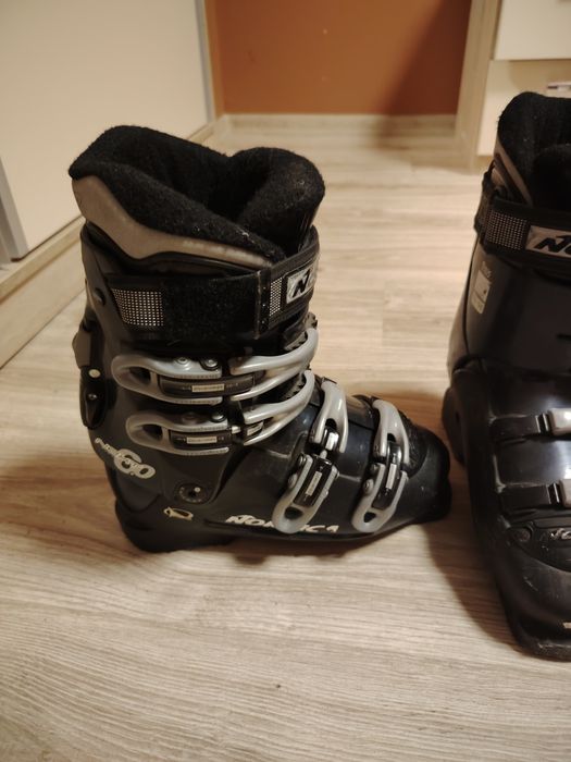 Ски обувки 24...
