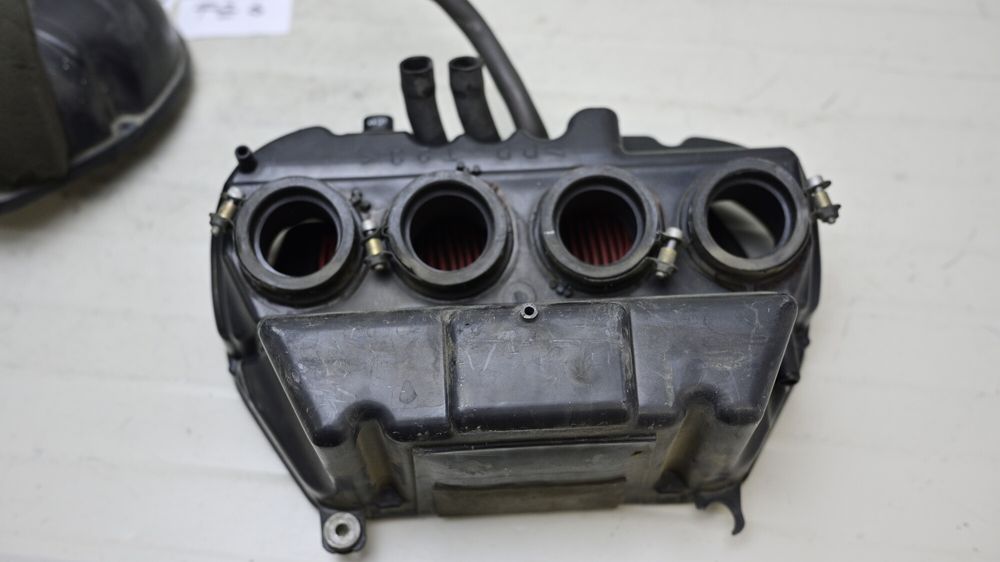 Carcasa Filtru Aer Airbox Yamaha FZ6 2004 - 2009