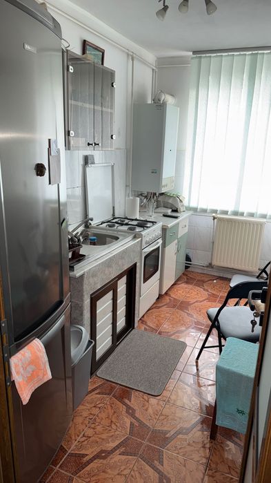 De Vanzare apartament