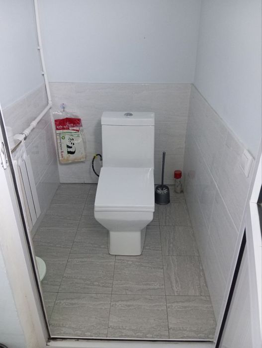 Срочно! Продаётся 4 ком, 2/20 соток.  Food City