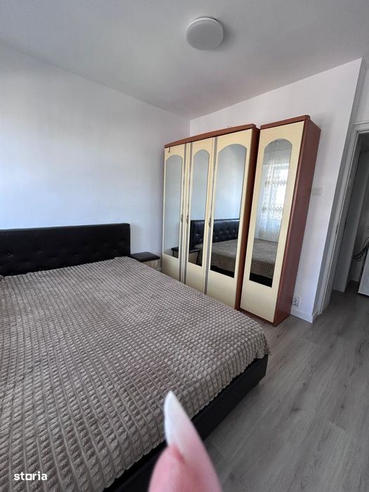 2 camere Catedrala